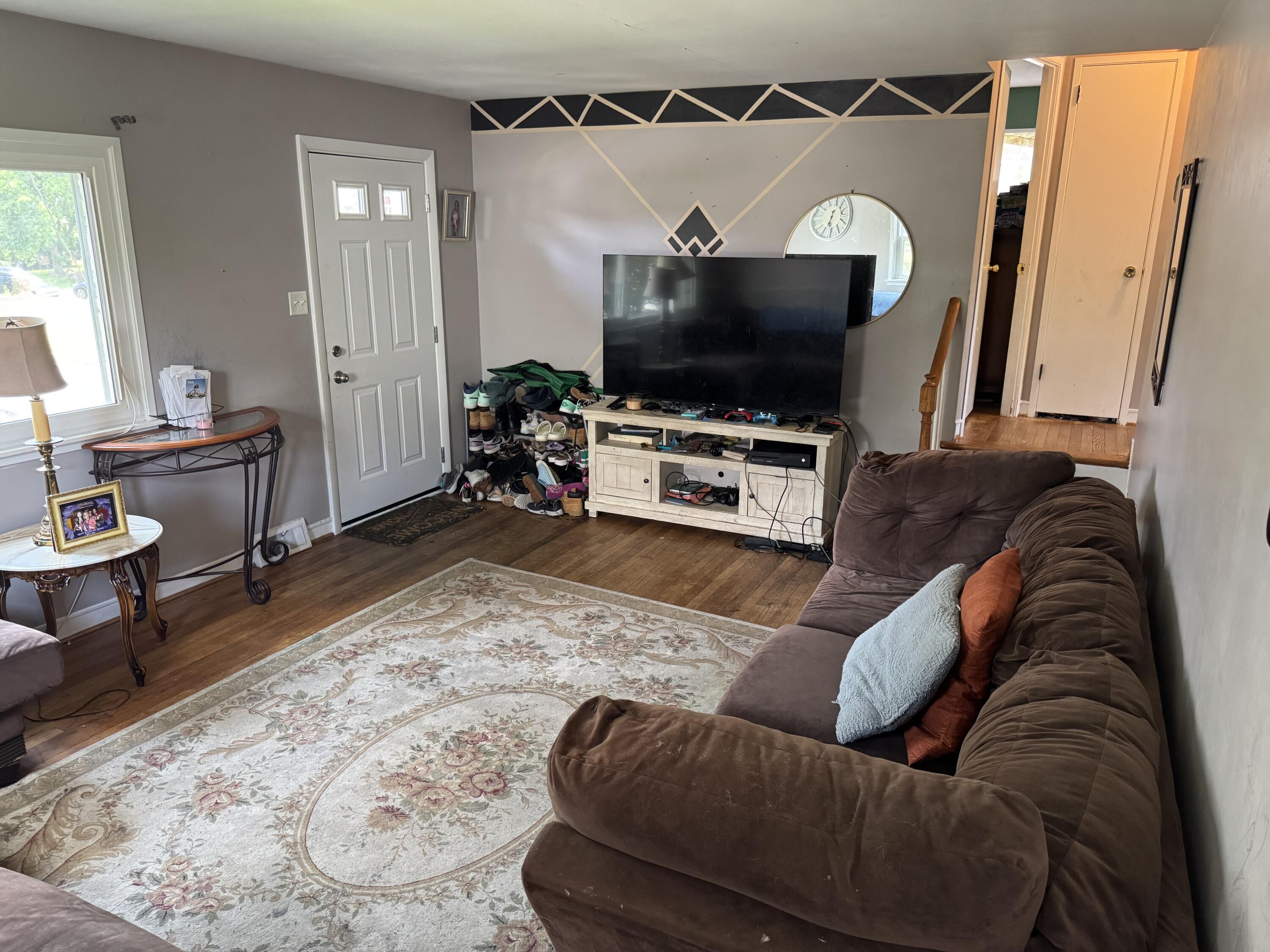 511 Grill Avenue Reading, PA 19607 - Photo 6 of 30 a living room with furniture and a flat screen tv
