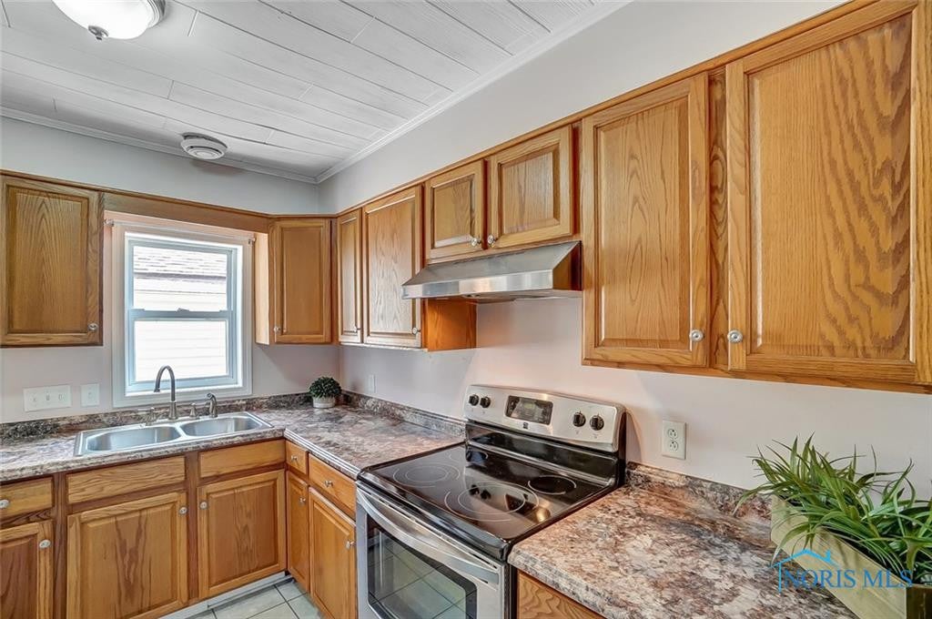 5301 Brown Road Oregon, OH 43616 - Photo 15 of 38 Gallery Image 15