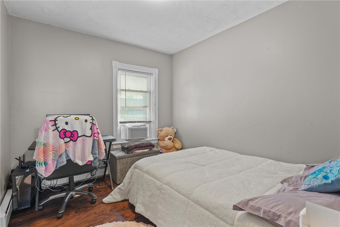 147 Warren Avenue Pawtucket, RI 02860 - Photo 14 of 42