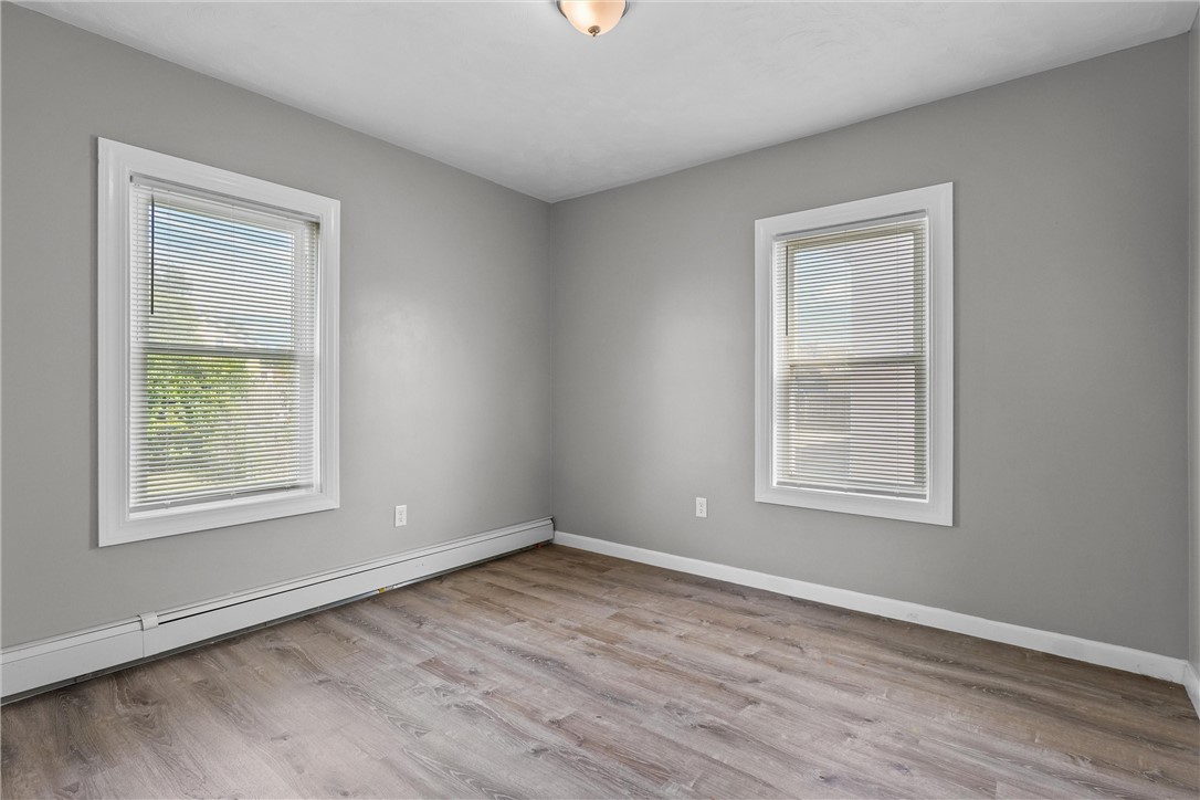 147 Warren Avenue Pawtucket, RI 02860 - Photo 23 of 42