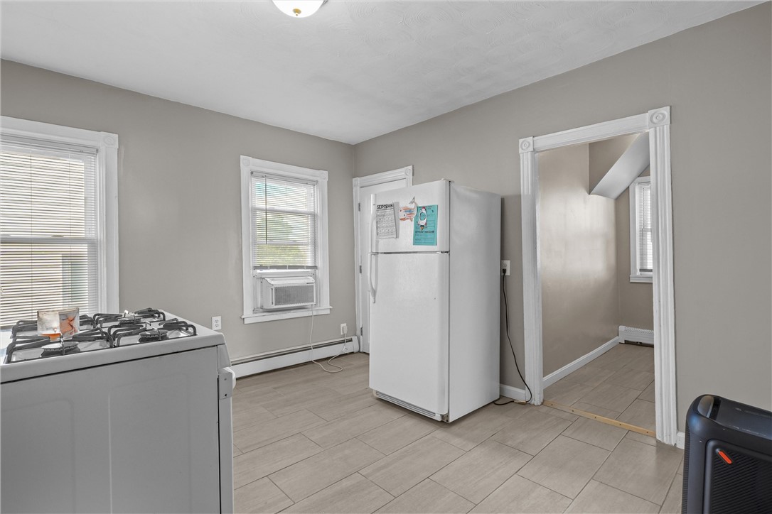 147 Warren Avenue Pawtucket, RI 02860 - Photo 9 of 42