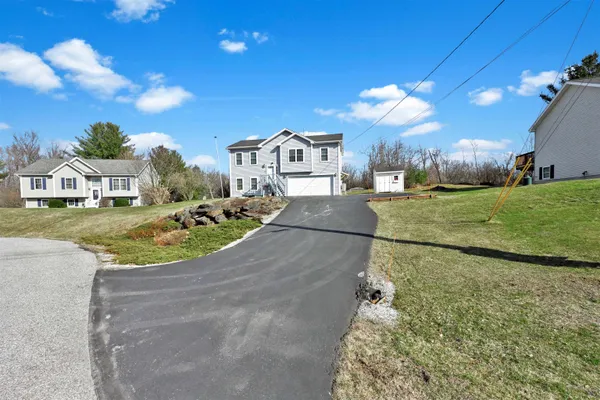 $379,900 | 30 Glen Ridge Lane, Swanton, VT 05478