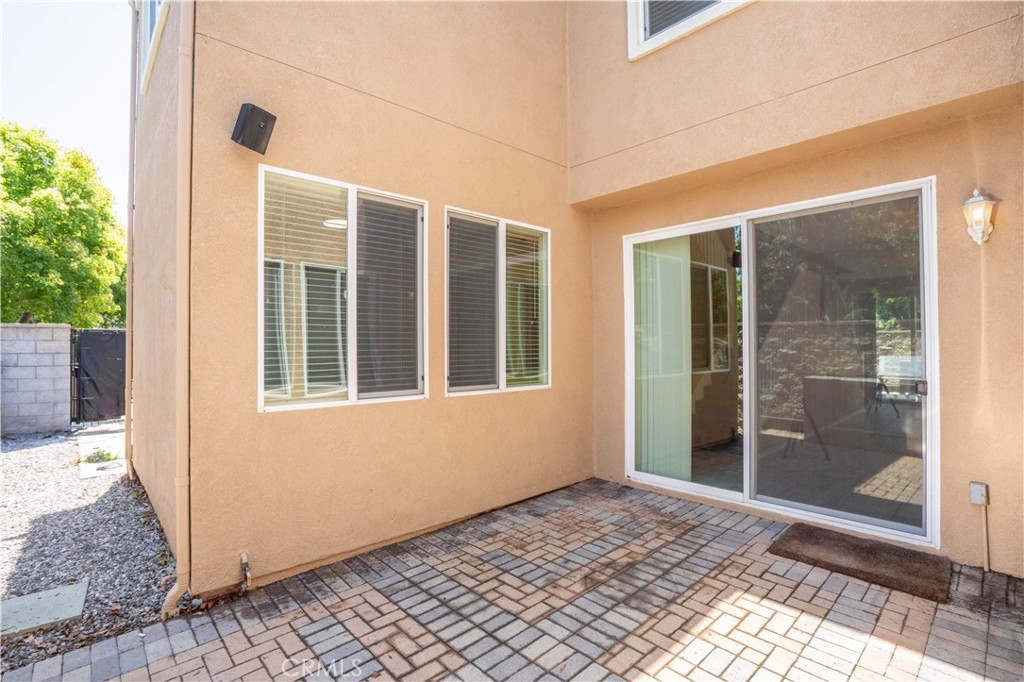 11480 Autumn Glen Court Porter Ranch, CA 91326 - Photo 38 of 38 a view of an entryway of a house