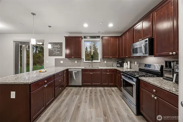 $820,000 | 12016 264th Street East, Graham, WA 98338