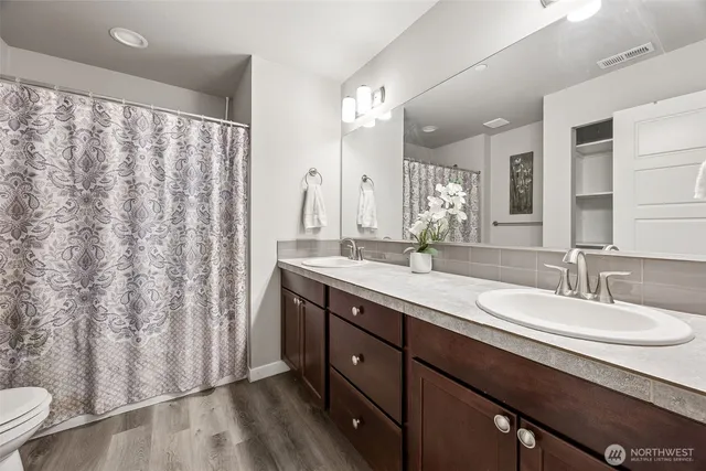 $820,000 | 12016 264th Street East, Graham, WA 98338