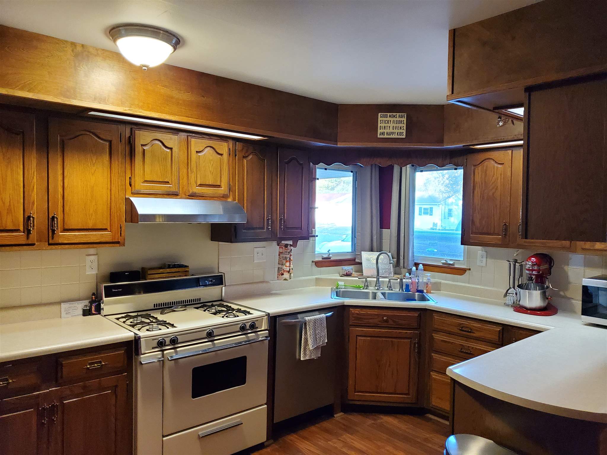 110 Lake Street Washington, IL 61571 - Photo 4 of 21 Gallery Image 4
