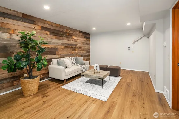 $989,000 | 22428 107th Avenue Northeast, Arlington, WA 98223
