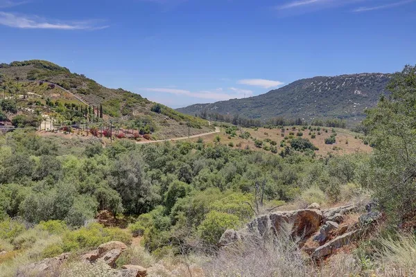 $500,000 | Camino Estribo 940220003, Temecula, CA 92590