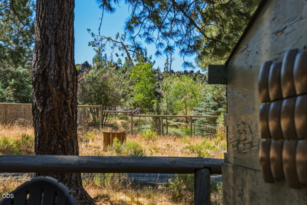 60282 Cree Circle Bend, OR 97702 - Photo 57 of 102