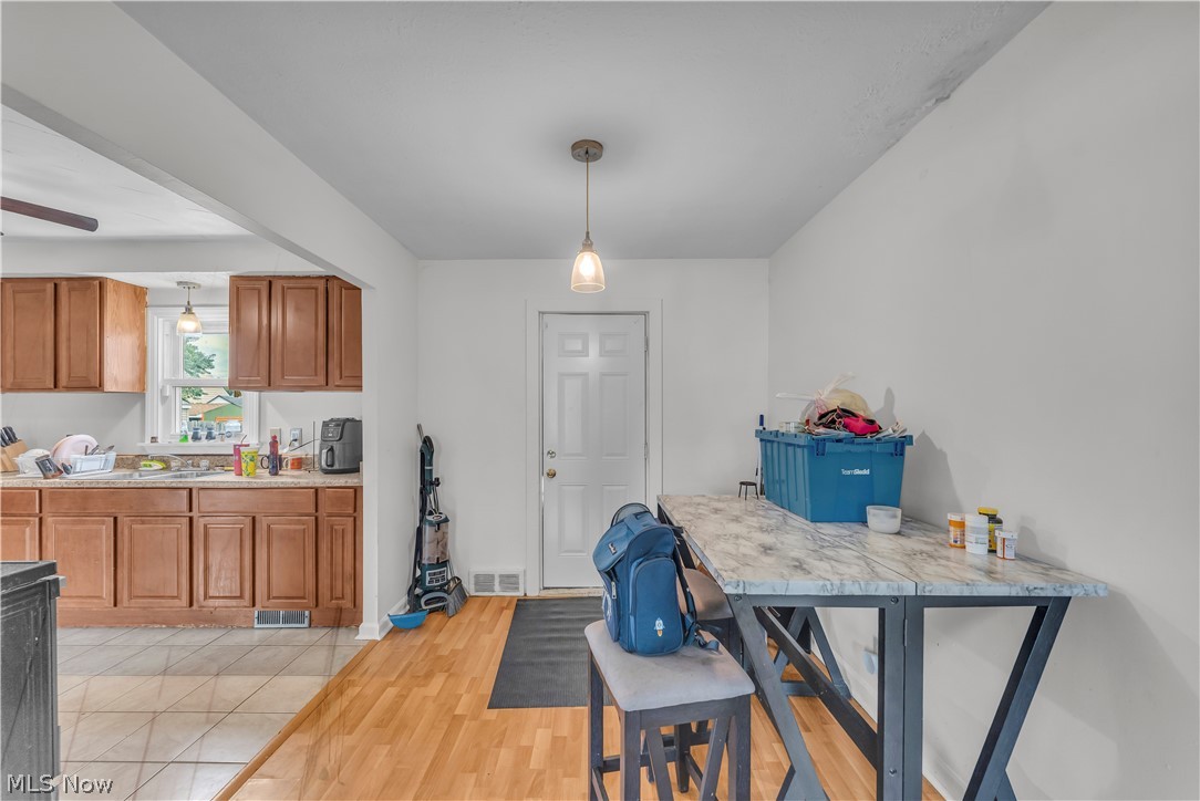 30015 Warren Road Wickliffe, OH 44092 - Photo 8 of 23 Gallery Image 8