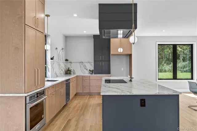 $995,000 | 1 Warwick Isle Boulevard, Pine Island, NY 10969