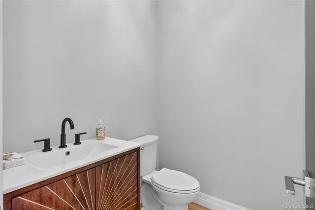 $995,000 | 1 Warwick Isle Boulevard, Pine Island, NY 10969