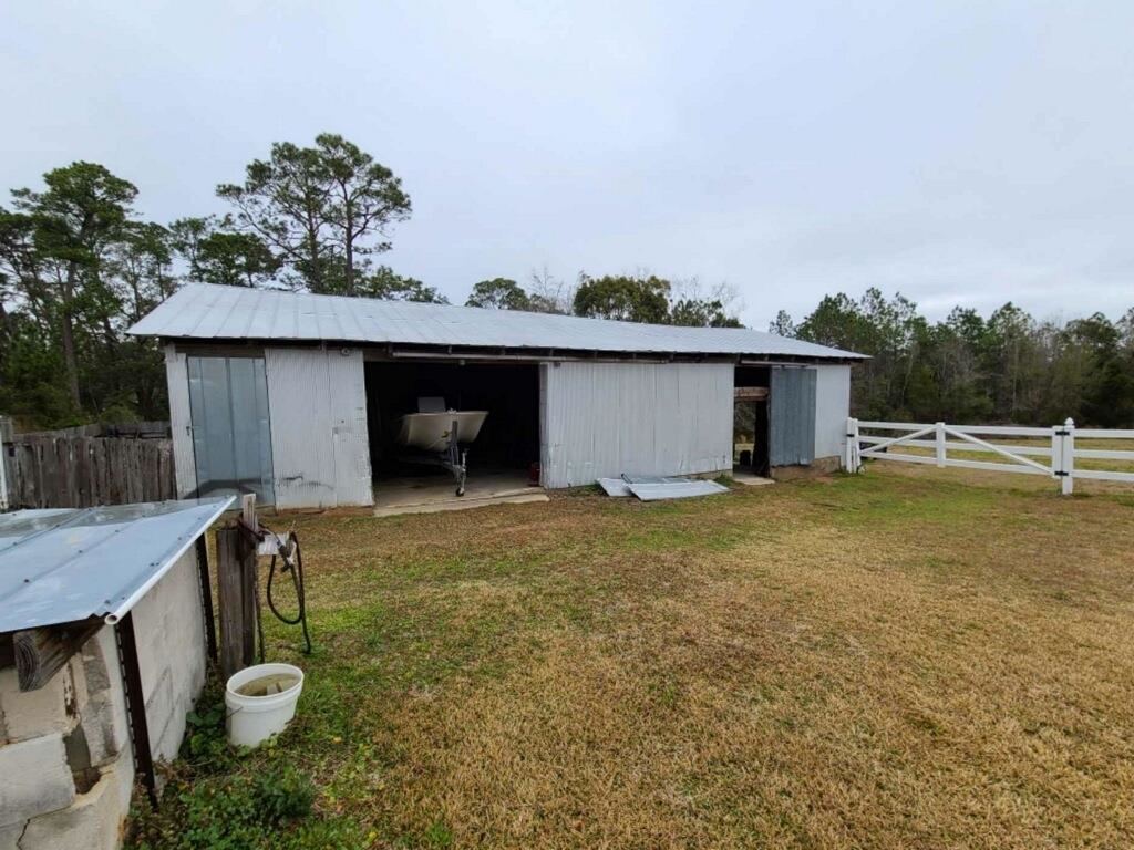 11194 County Road 83 Elberta, AL 36530 - Photo 12 of 36