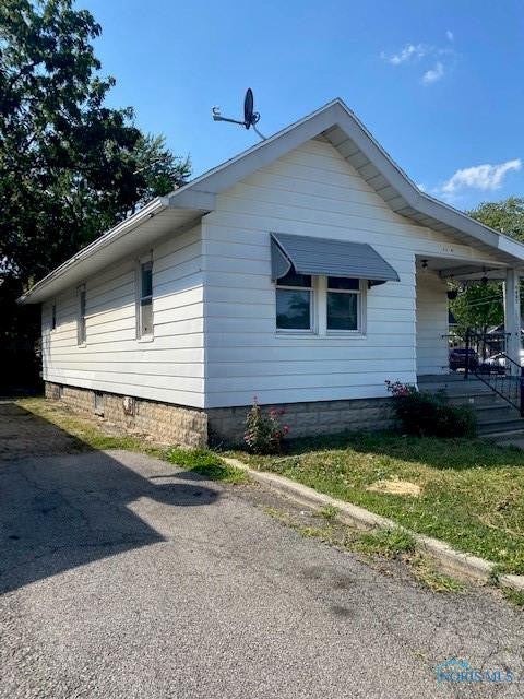 4445 Bennett Road Toledo, OH 43612 - Photo 2 of 10 Gallery Image 2