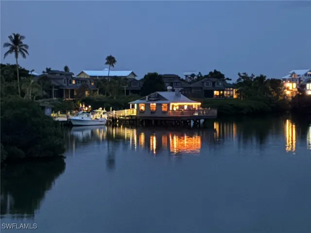 a view of a hallway with closet