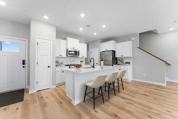 $398,000 | 1528 Trellis Lane, St. Paul, MN 55118