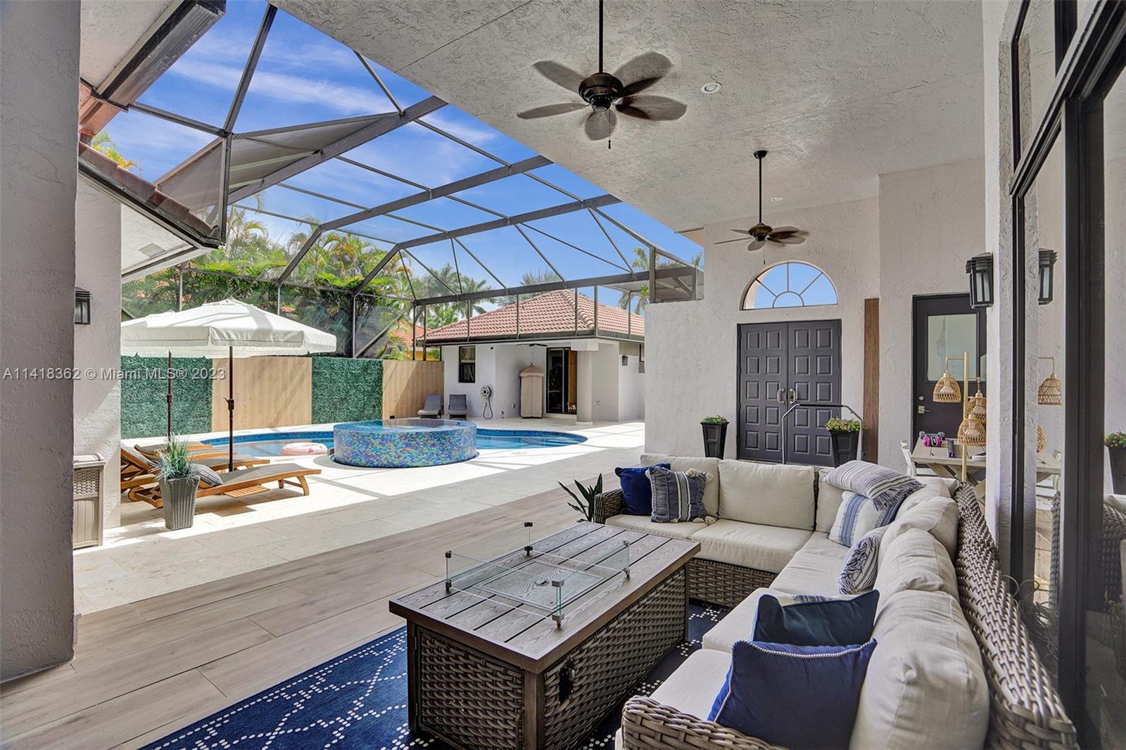 10578 Stonebridge Boulevard Boca Raton, FL 33498 - Photo 4 of 44 Gallery Image 4