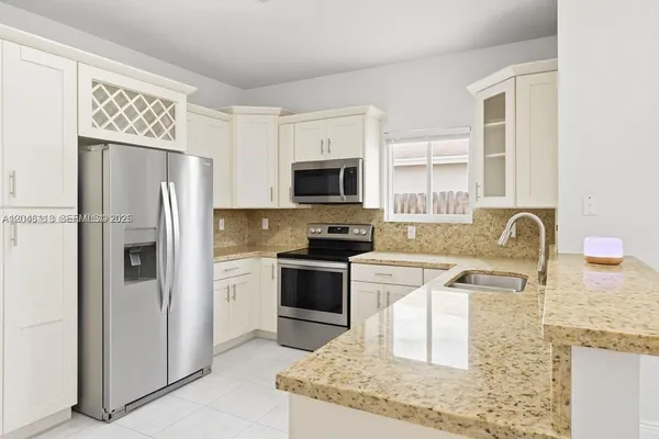 $3,500 | 1110 Northeast 1st Avenue, Unit 1110, Fort Lauderdale, FL 33304