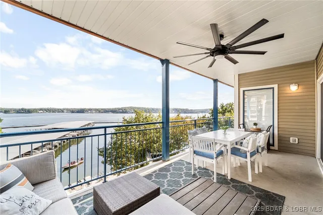 $565,000 | 354 West Palisades Condo Drive, Unit 1A, Lake Ozark, MO 65049