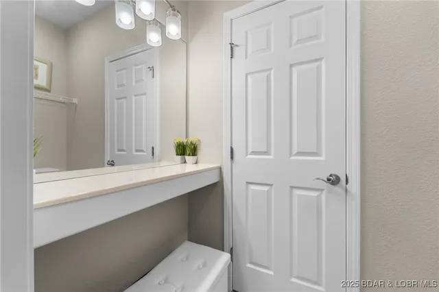 $565,000 | 354 West Palisades Condo Drive, Unit 1A, Lake Ozark, MO 65049