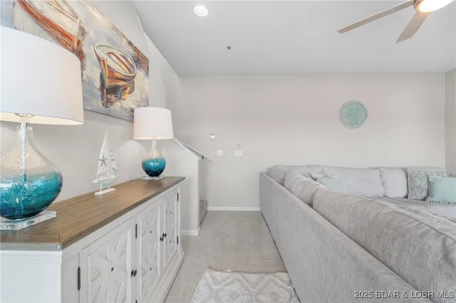 $565,000 | 354 West Palisades Condo Drive, Unit 1A, Lake Ozark, MO 65049