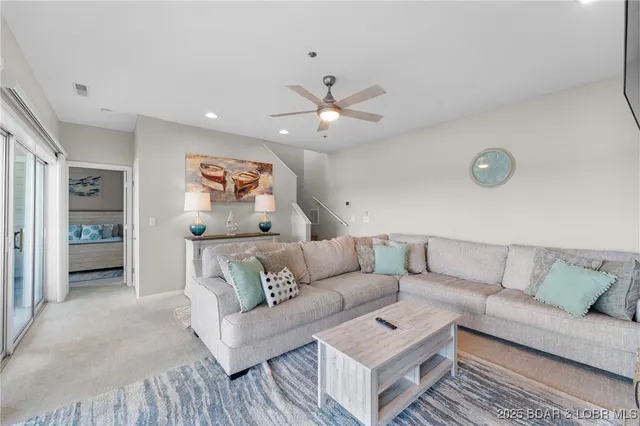 $565,000 | 354 West Palisades Condo Drive, Unit 1A, Lake Ozark, MO 65049