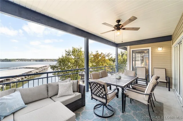 $565,000 | 354 West Palisades Condo Drive, Unit 1A, Lake Ozark, MO 65049
