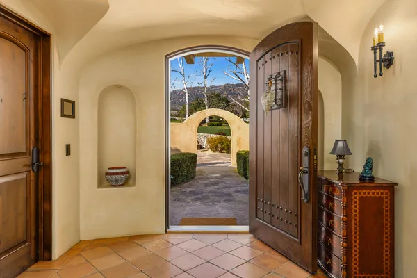 a view of a entryway door of the house