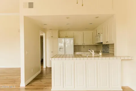 $999,999 | 32355 Saddle Mountain Drive, Westlake Village, CA 91361
