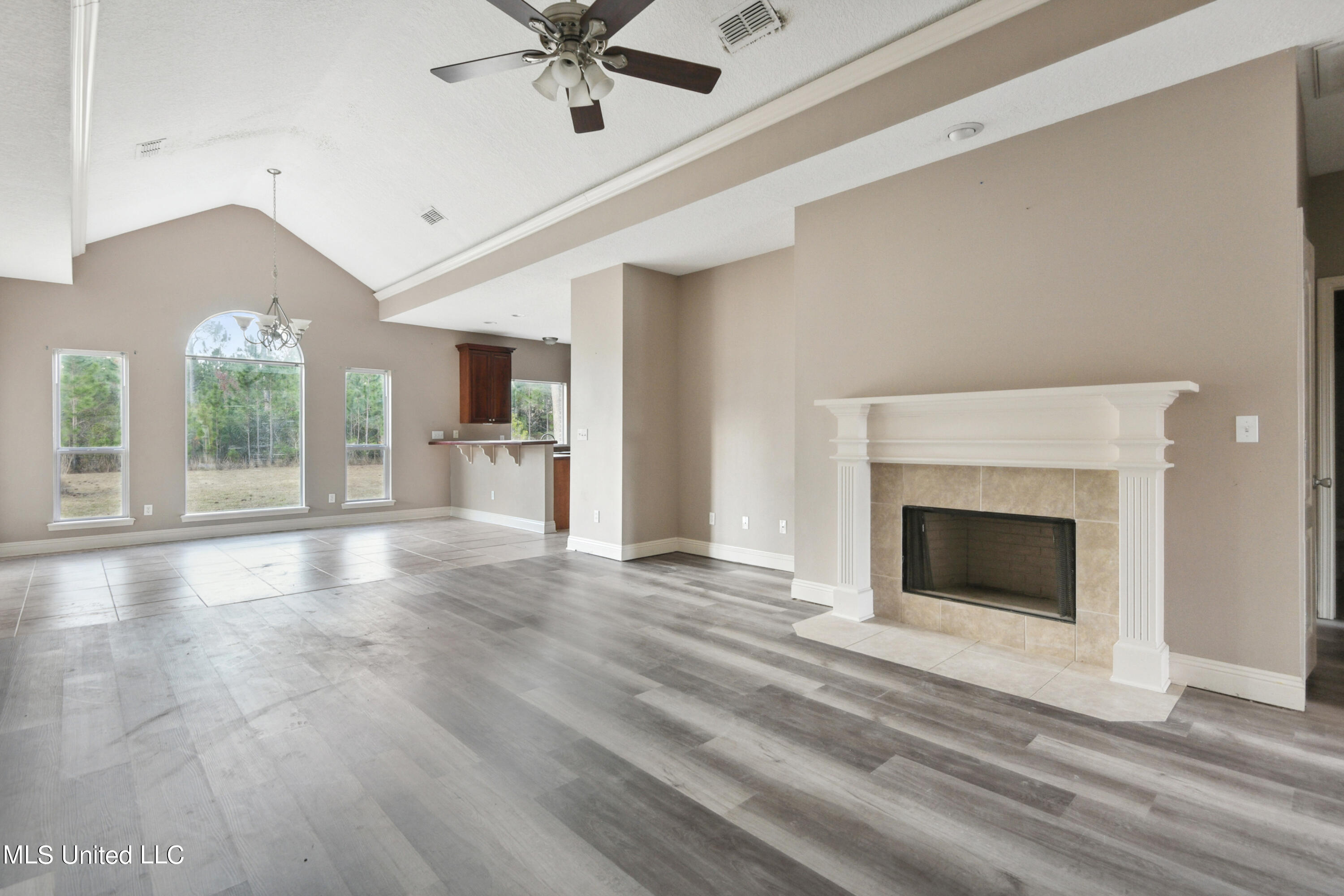 6808 Dickens Way Drive Ocean Springs, MS 39564 - Photo 4 of 15 6804 Dickens Way Drive-4