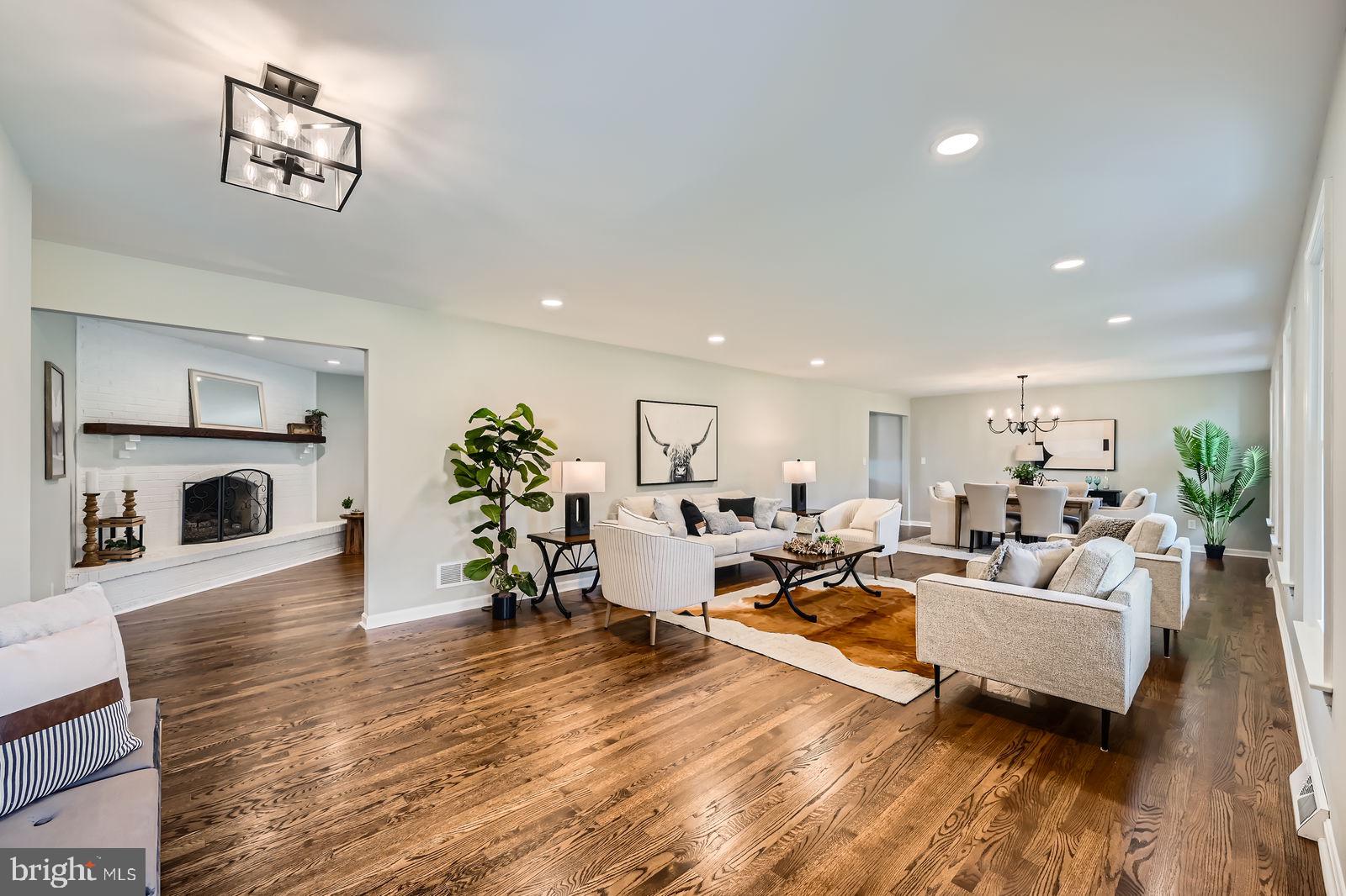 2701 Beckleysville Road Manchester, MD 21102 - Photo 4 of 39 a living room with furniture and wooden floor