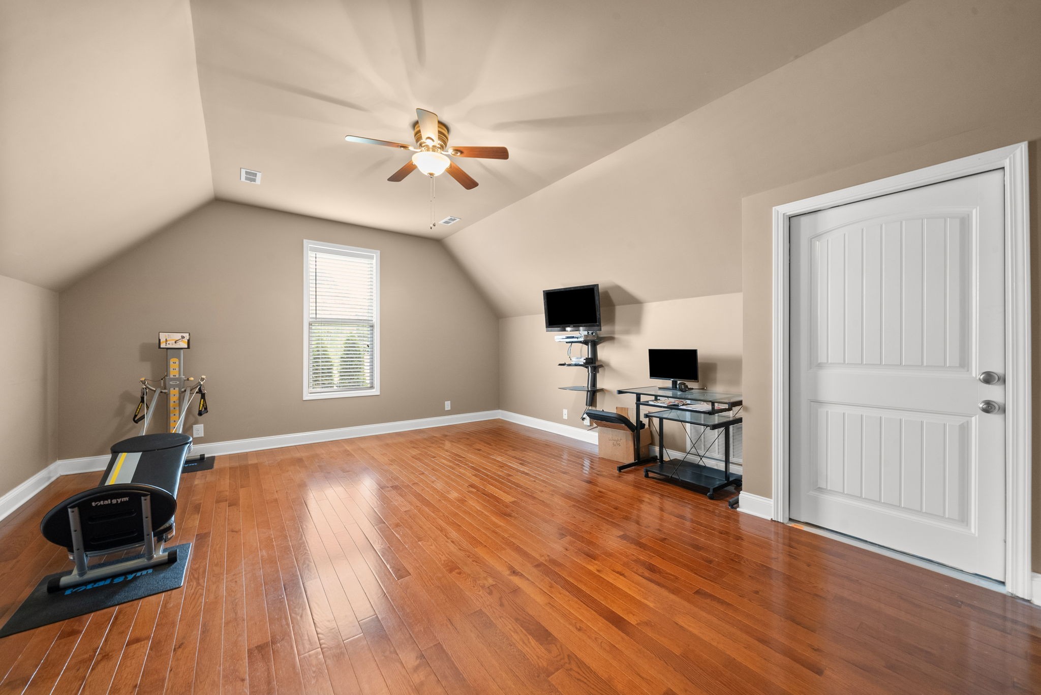 4940 Marion Road Cunningham, TN 37052 - Photo 24 of 43 a living room with furniture and a window