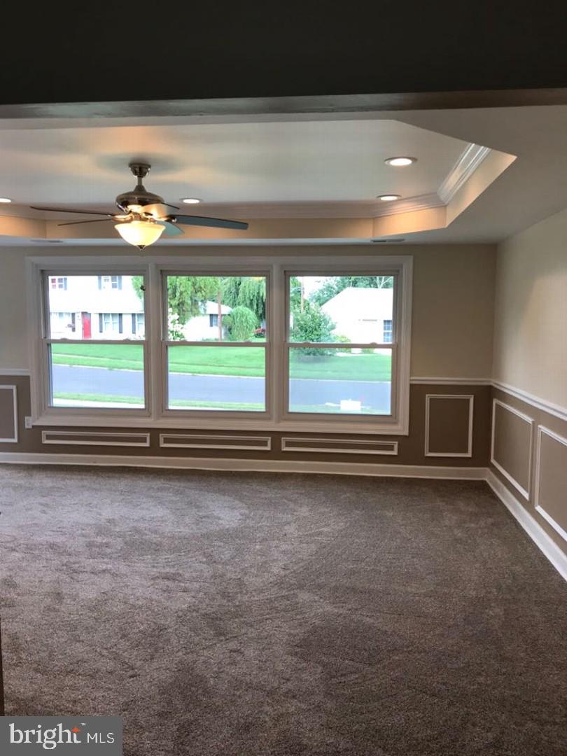 5 Towns Road Levittown, PA 19056 - Photo 7 of 12