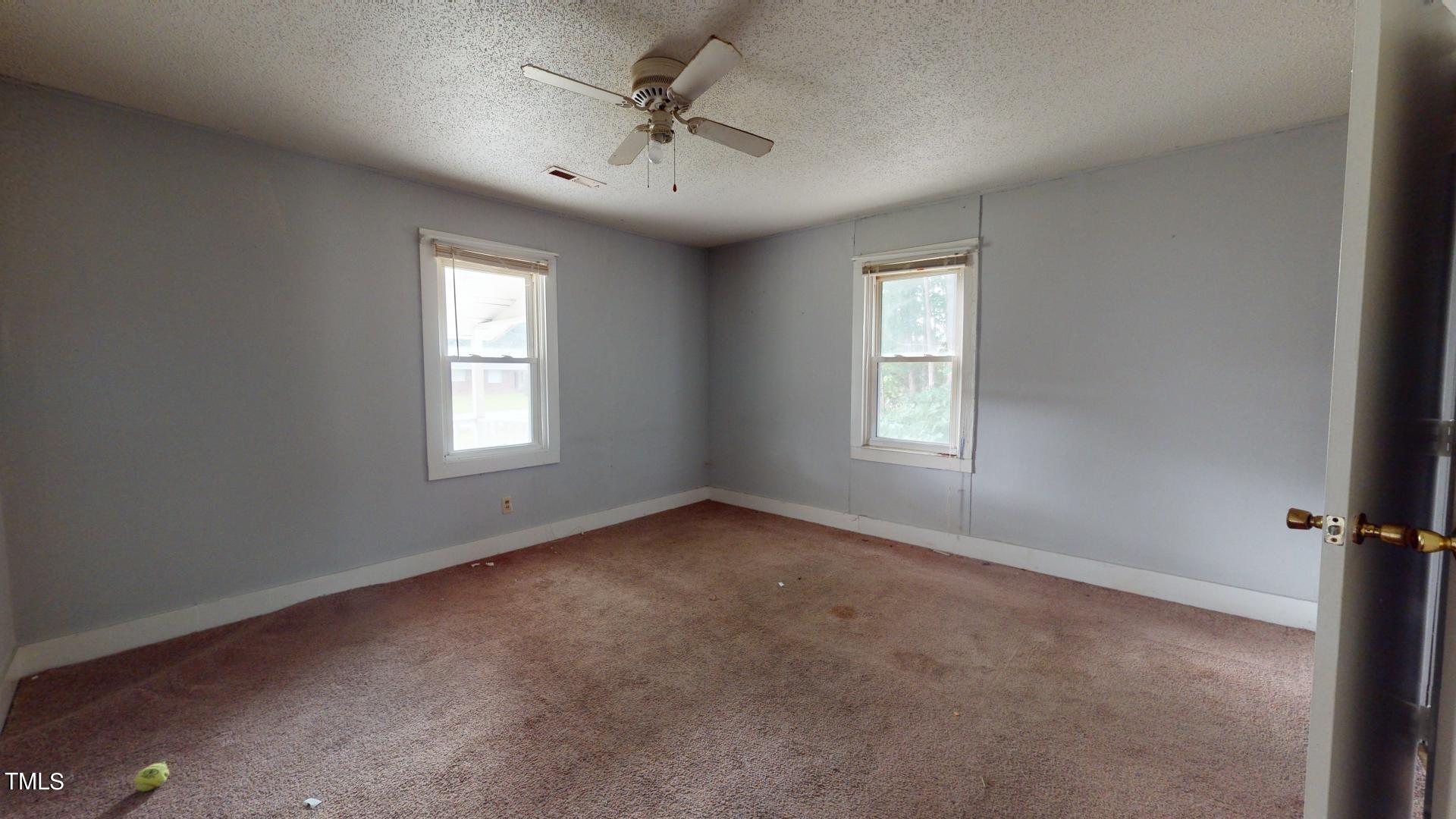 3330 Wilsons Mills Road Smithfield, NC 27577 - Photo 9 of 28 3330-Wilsons-Mills-Rd-06032024_223242