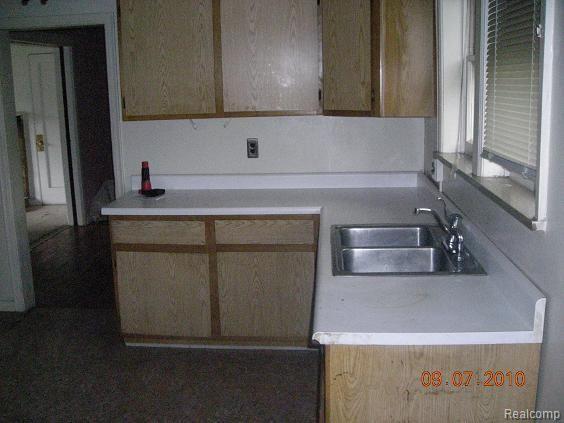 3947 Burns Street Inkster, MI 48141 - Photo 5 of 15 kitchen 2