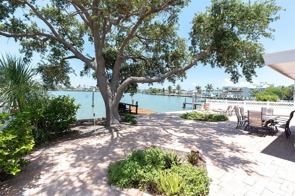 16102 4th Street East Redington Beach, FL 33708 - Photo 1 of 60