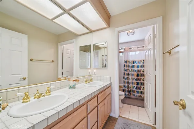 $1,600,000 | 2337 North San Antonio Avenue, Upland, CA 91784