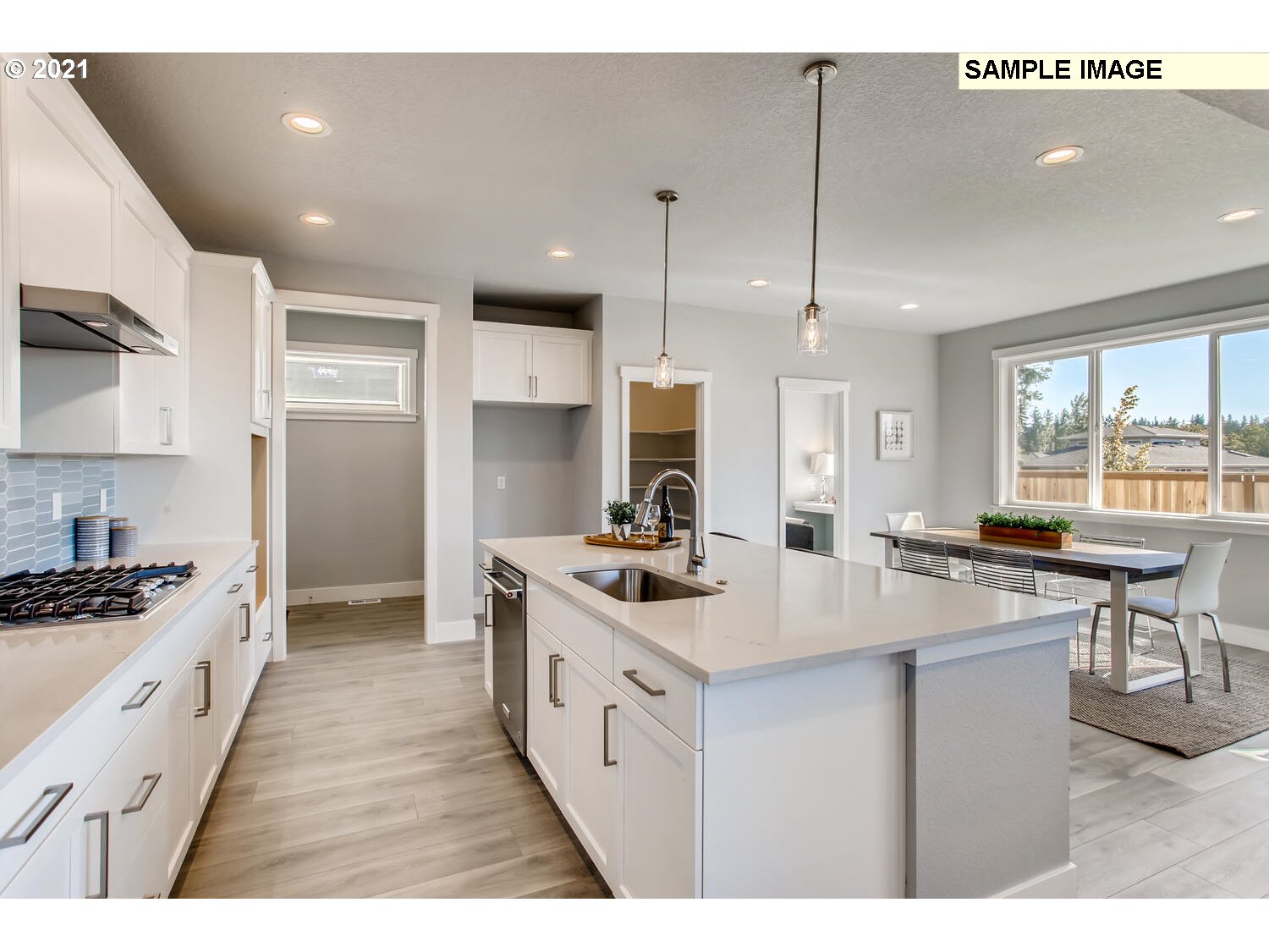 11792 Northwest Mill Ridge Road, Unit BH11 Portland, OR 97229 - Photo 8 of 28 Gallery Image 8