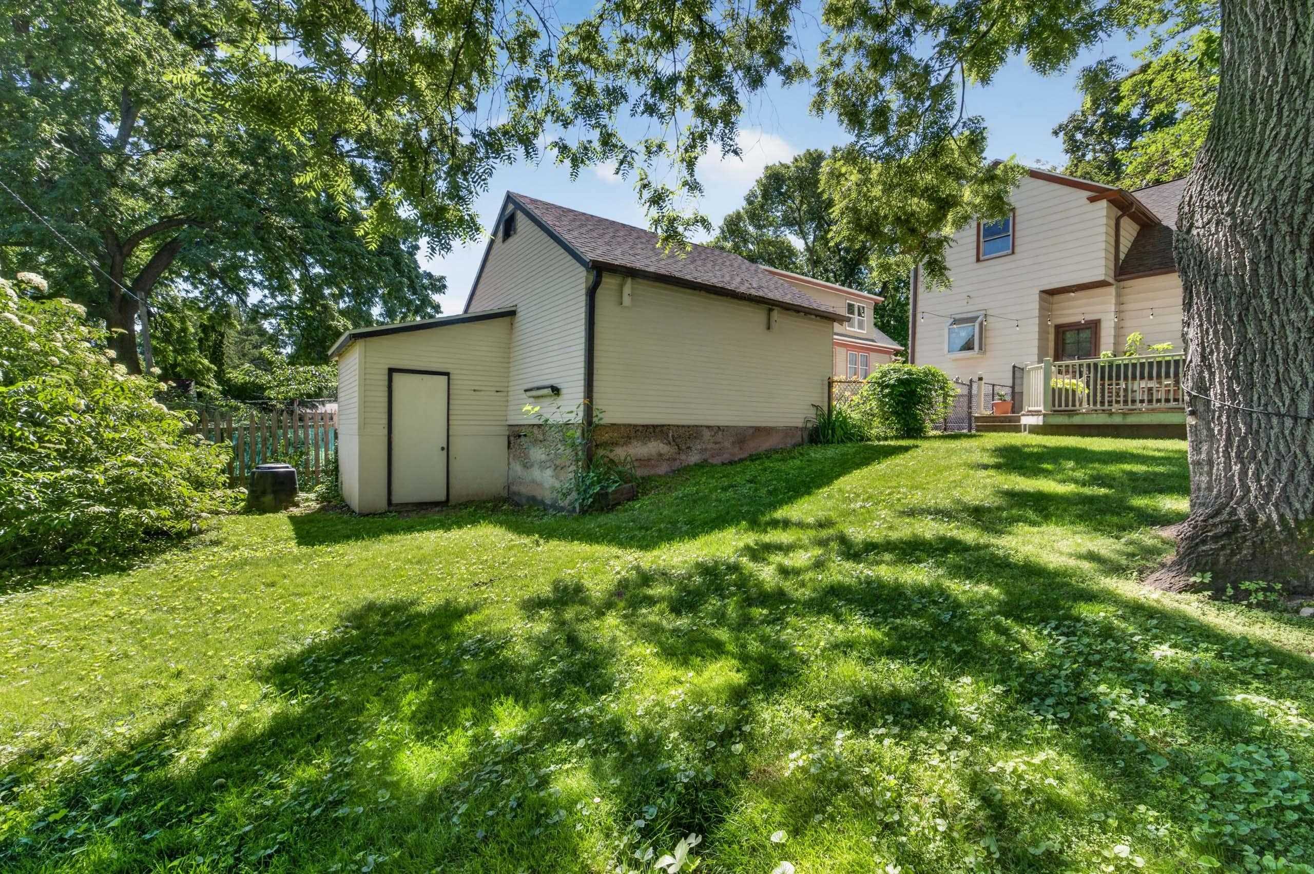 2626 Chamberlain Avenue Madison, WI 53705 - Photo 36 of 36