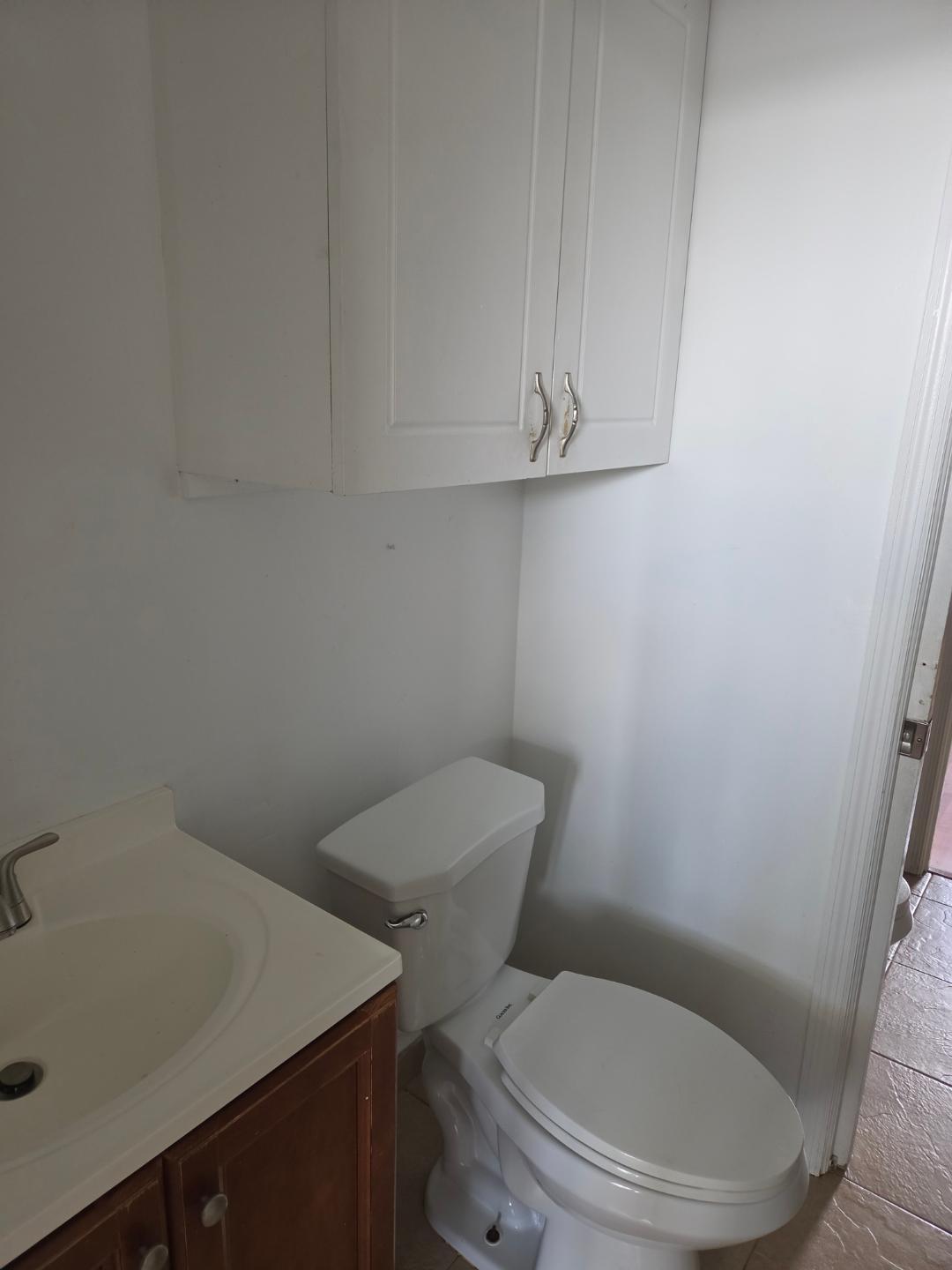 9949 Sandalfoot Boulevard, Unit 512 Boca Raton, FL 33428 - Photo 2 of 8 9949 SANDALFOOT APT 512 BATHROOM 2
