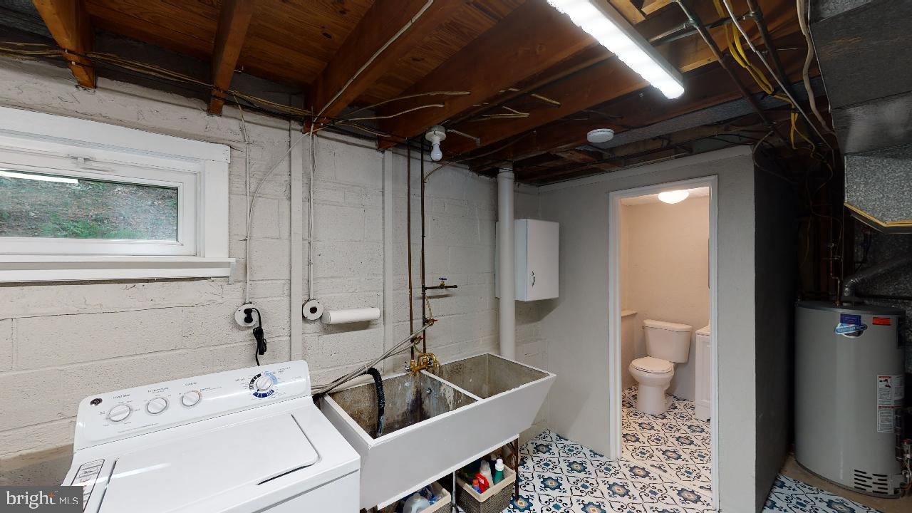 600 Forest Road Wayne, PA 19087 - Photo 25 of 30 Half Bath