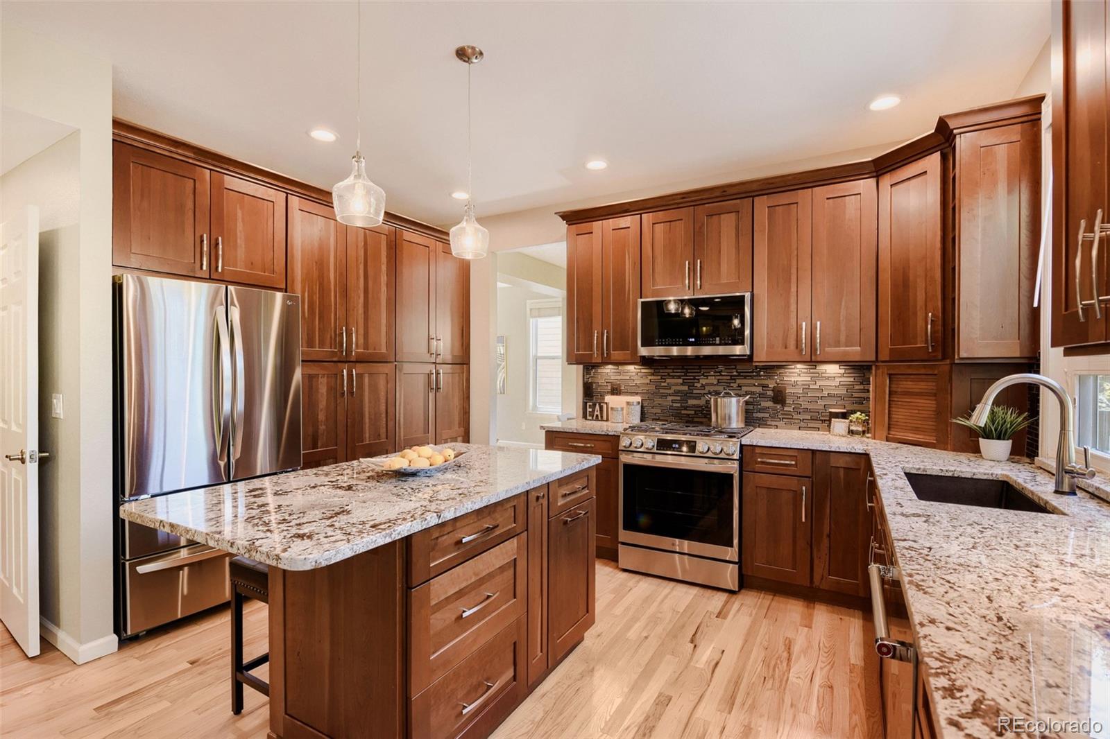 8658 Aberdeen Circle Highlands Ranch, CO 80130 - Photo 7 of 41