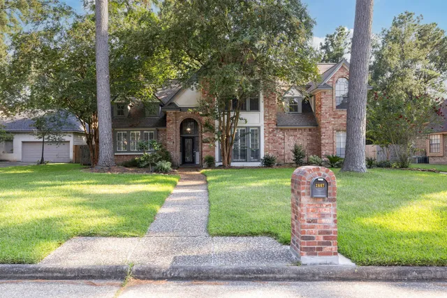 $2,900 | 2807 4 Pines Drive, Houston, TX 77345