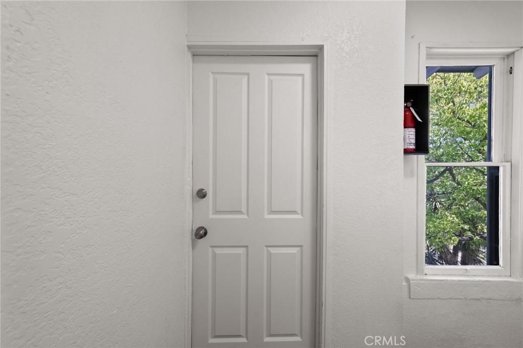 927 Orange Street, Unit 5 Redlands, CA 92374 - Photo 4 of 12