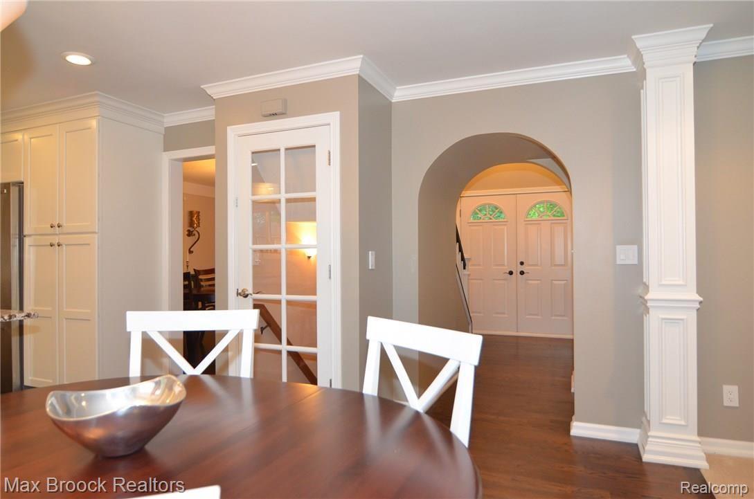 2183 Wayward Drive Rochester, MI 48309 - Photo 11 of 44 Breakfast Room