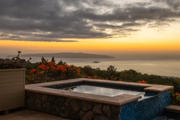 $9,750,000 | 337 Kealakapu Road, Kula, HI 96790