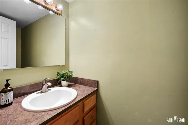$175,000 | 4565 Tabor Road Northwest, Unit 38, Comstock Park, MI 49321