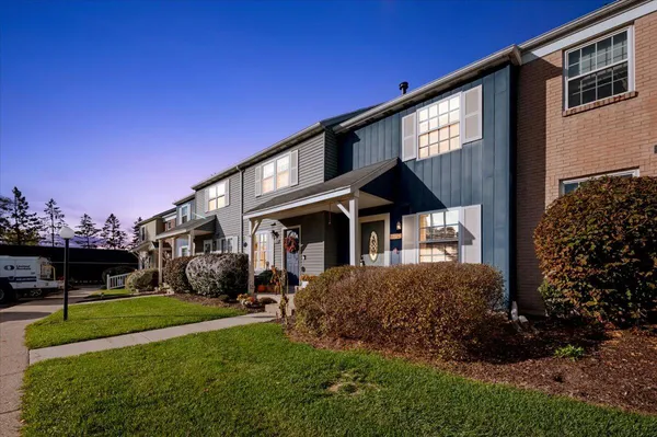 $175,000 | 4565 Tabor Road Northwest, Unit 38, Comstock Park, MI 49321