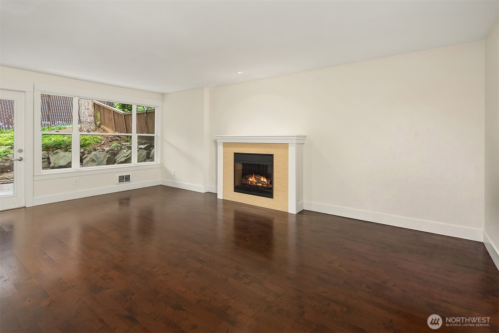 23015 Edmonds Way, Unit A110 Edmonds, WA 98020 - Photo 11 of 27