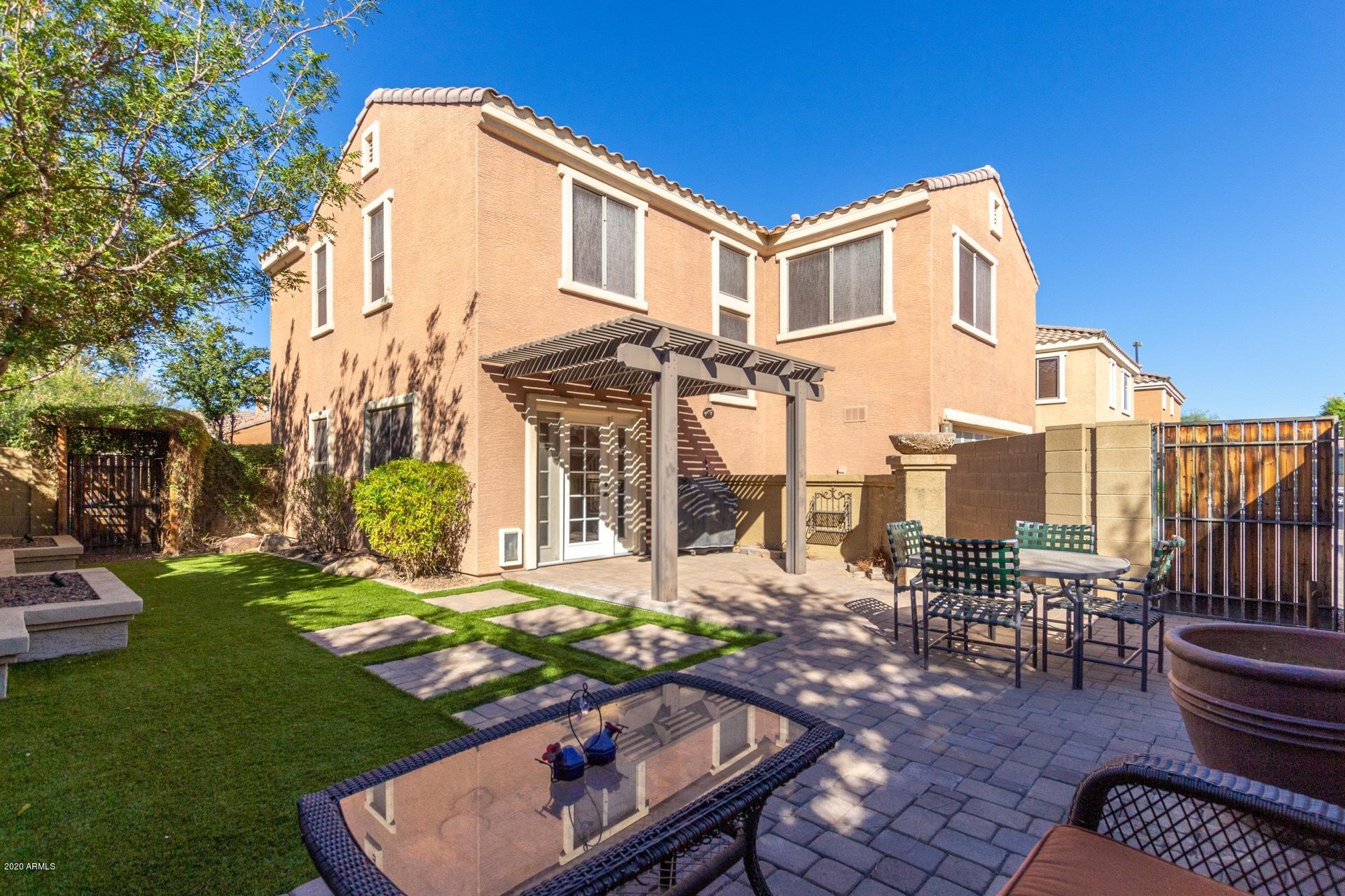 1688 South Martingale Road Gilbert, AZ 85295 - Photo 23 of 35 23
